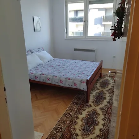 Appartamento Stan Na Dan Bega Modrica Esterno foto